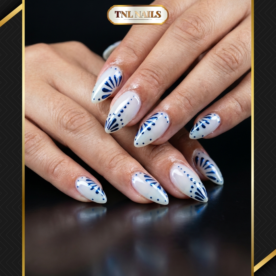Classic nails